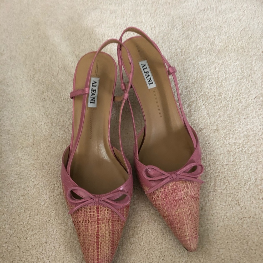 Alfani low-rise heels